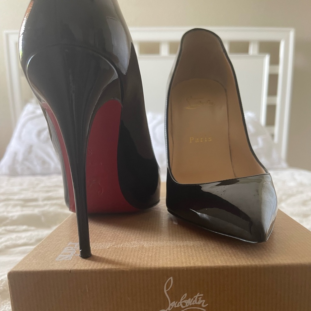 Stilettos Christian Louboutin patent leather. Pigalle